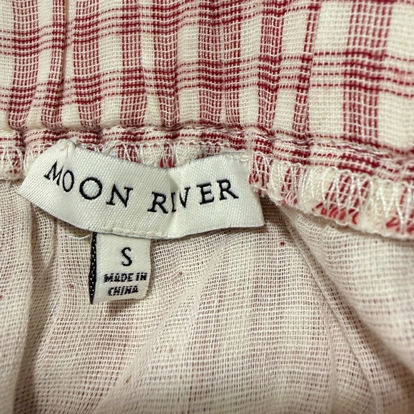 Moon River Gingham Ruffle Layered Skirt - Pink - Picture 2 of 2